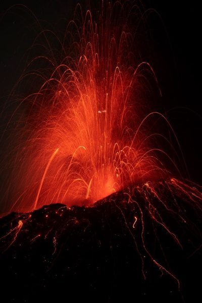 Volcán Anak Krakatoa ©Roberto Carlos Fernández